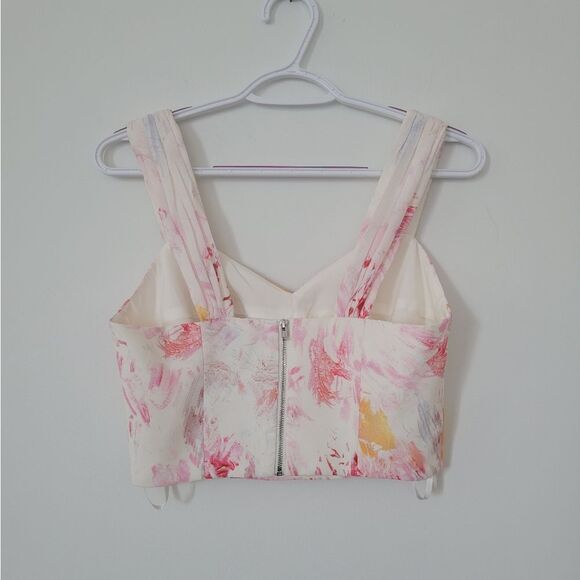 BCBGMAXAZRIA Woven Printed Crop Top NWOT - Picture 4 of 6